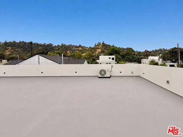 2707 Benedict Street 3/4, Los Angeles, California 90039
