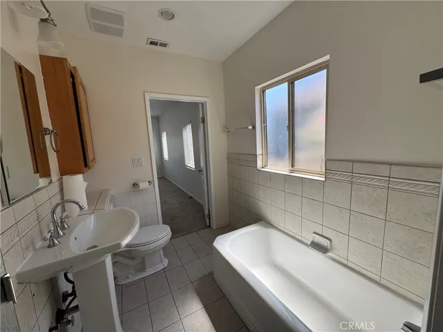 1052 W 25th, San Pedro, California 90731