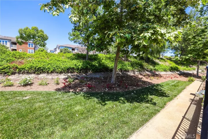 216 Finch, Lake Forest, California 92630