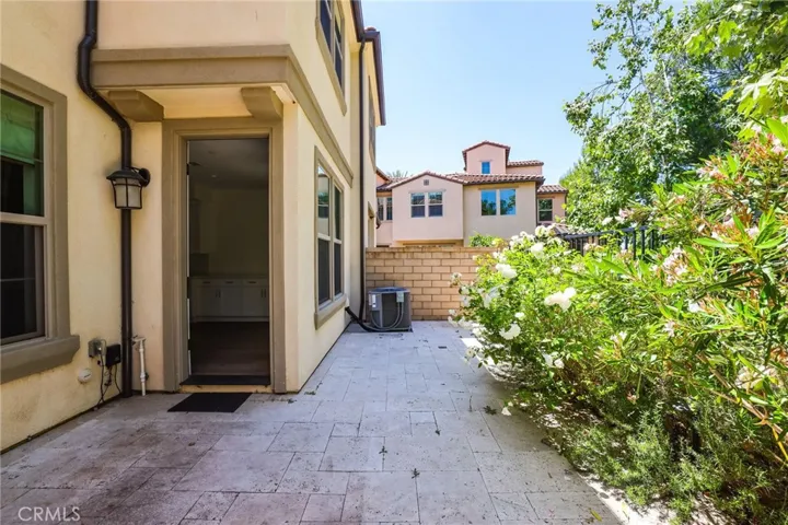 216 Finch, Lake Forest, California 92630