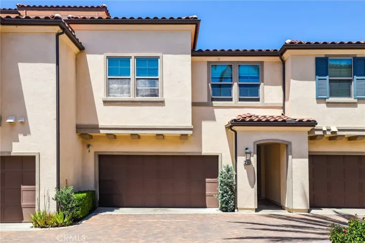 216 Finch, Lake Forest, California 92630