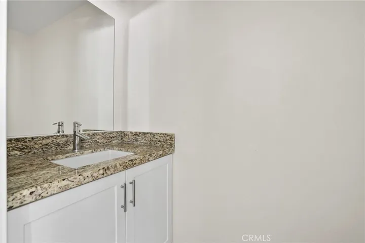216 Finch, Lake Forest, California 92630