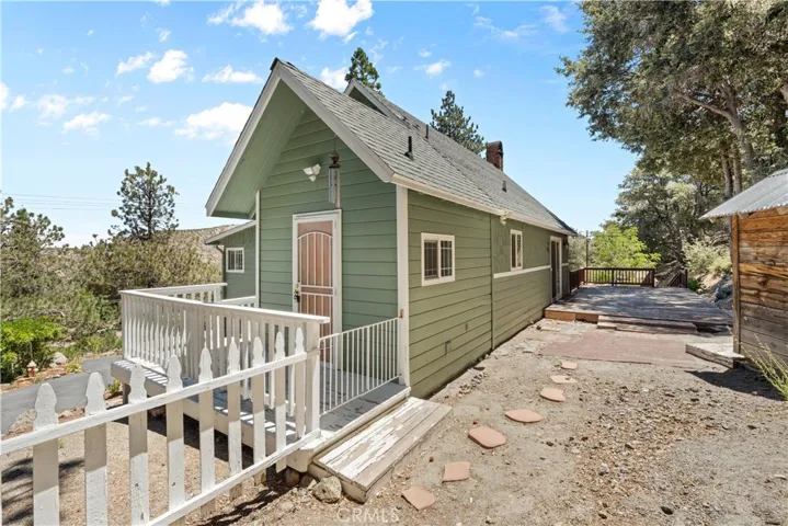5180 Lone Pine Canyon, Wrightwood, California 92397