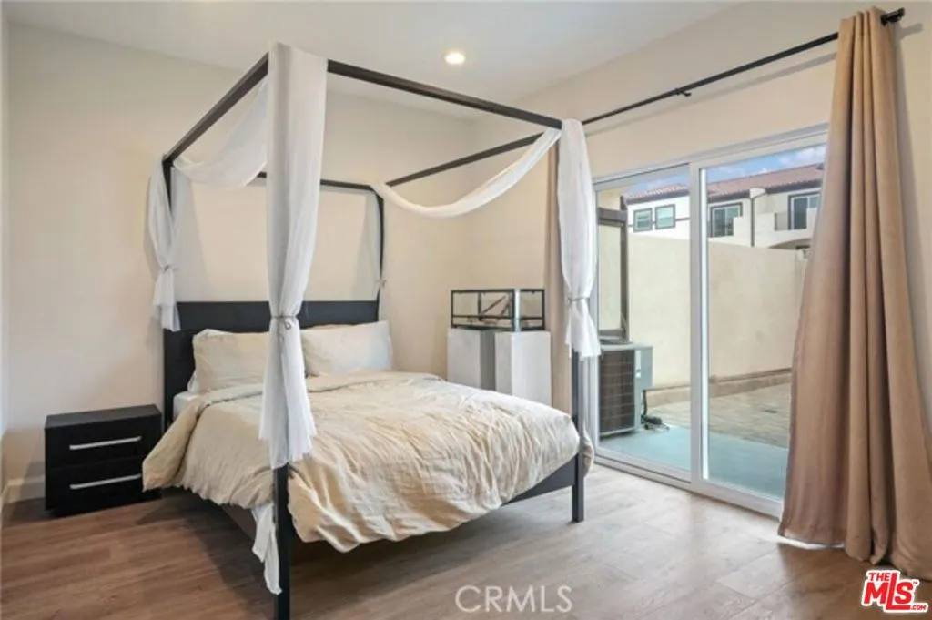 904 Warwick Avenue, Thousand Oaks, California 91360 — photo 4