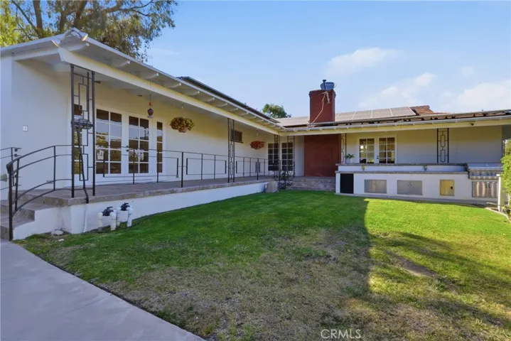 2 Hitching Post, Rolling Hills Estates, California 90274