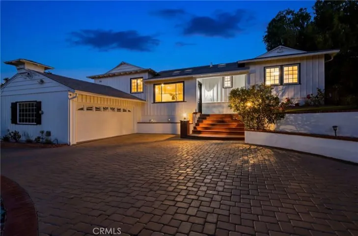2 Hitching Post, Rolling Hills Estates, California 90274