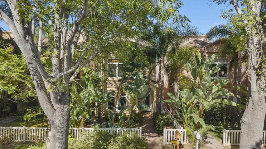 3953 Sequoia St, San Diego, California 92109