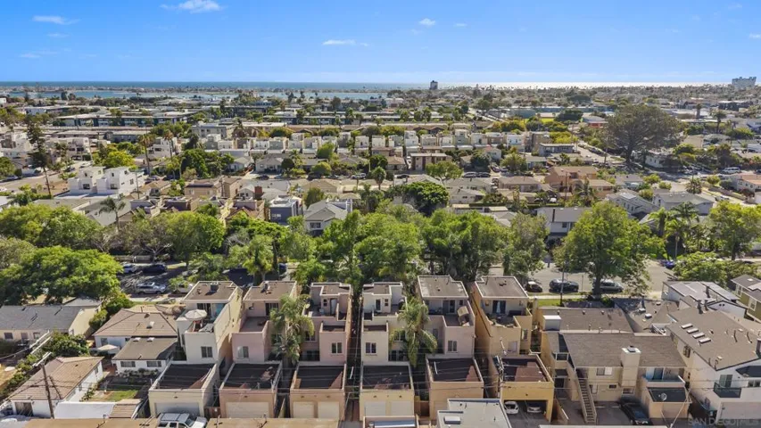3953 Sequoia St, San Diego, California 92109