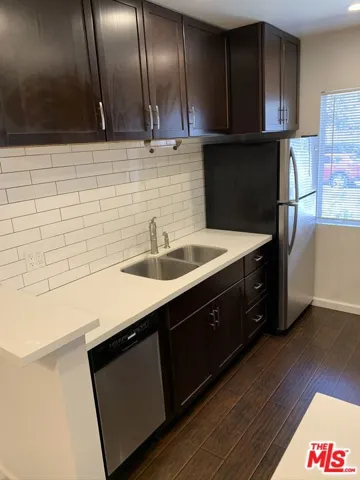 7924 Clinton Street 7, Los Angeles, California 90048