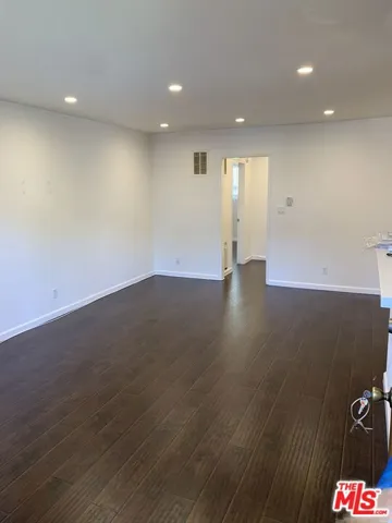 7924 Clinton Street 7, Los Angeles, California 90048