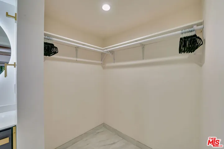 9042 Phyllis Avenue B, West Hollywood, California 90069
