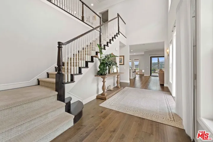 11925 N Ricasoli Way, Porter Ranch, California 91326