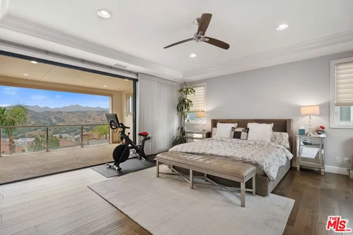 11925 N Ricasoli Way, Porter Ranch, California 91326