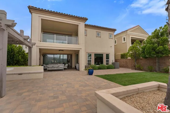 11925 N Ricasoli Way, Porter Ranch, California 91326
