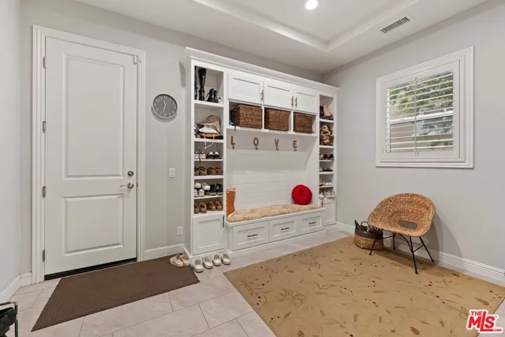 1 st Floor Office/Bonus Room