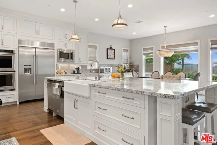 11925 N Ricasoli Way, Porter Ranch, California 91326