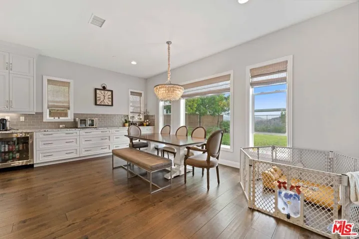 11925 N Ricasoli Way, Porter Ranch, California 91326