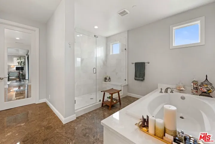 11925 N Ricasoli Way, Porter Ranch, California 91326