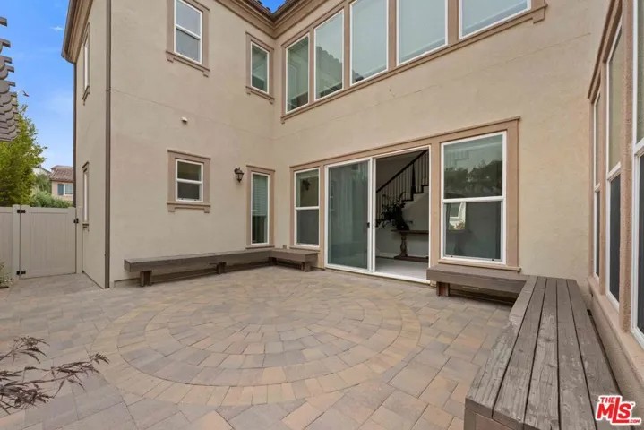 11925 N Ricasoli Way, Porter Ranch, California 91326