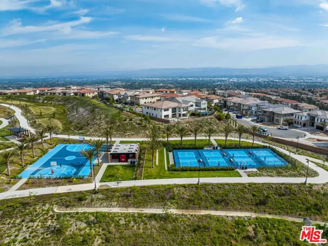11925 N Ricasoli Way, Porter Ranch, California 91326