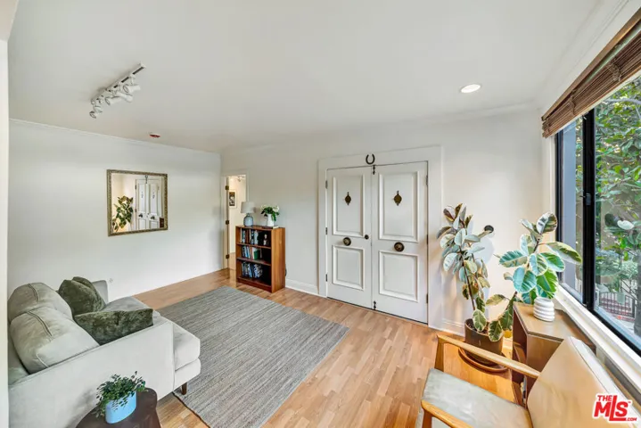 475 Museum Drive, Los Angeles, California 90065