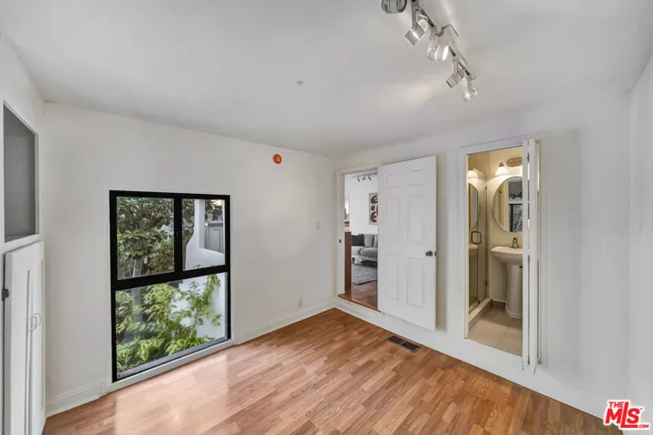 475 Museum Drive, Los Angeles, California 90065