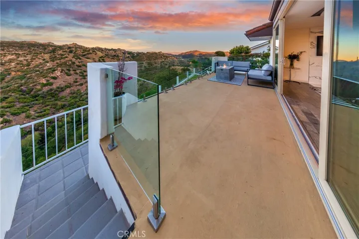 26 Corral, Bell Canyon, California 91307