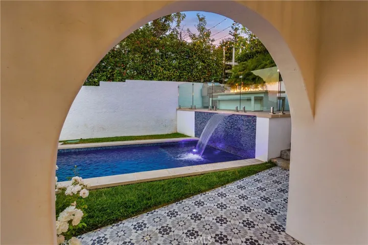 26 Corral, Bell Canyon, California 91307