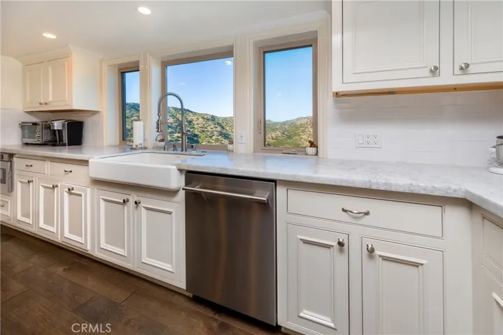 26 Corral, Bell Canyon, California 91307