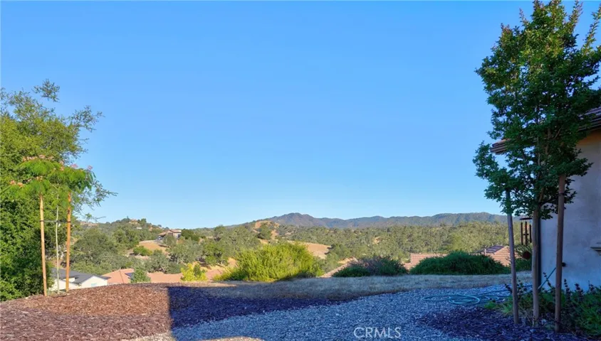 2670 Edgewood Court, Paso Robles, California 93446