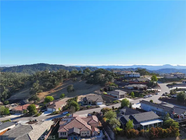 2670 Edgewood Court, Paso Robles, California 93446
