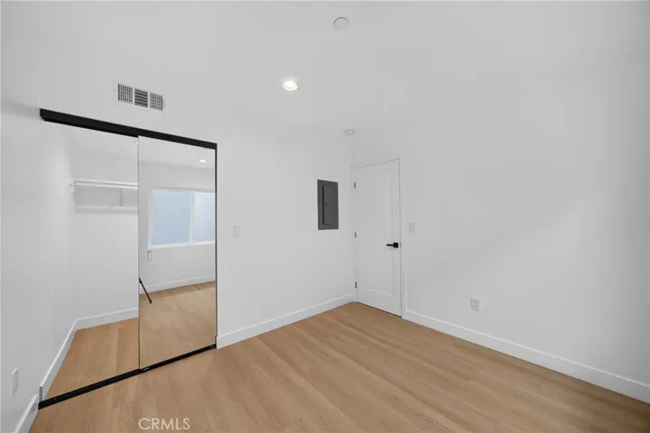 2937 10th, Los Angeles, California 90018