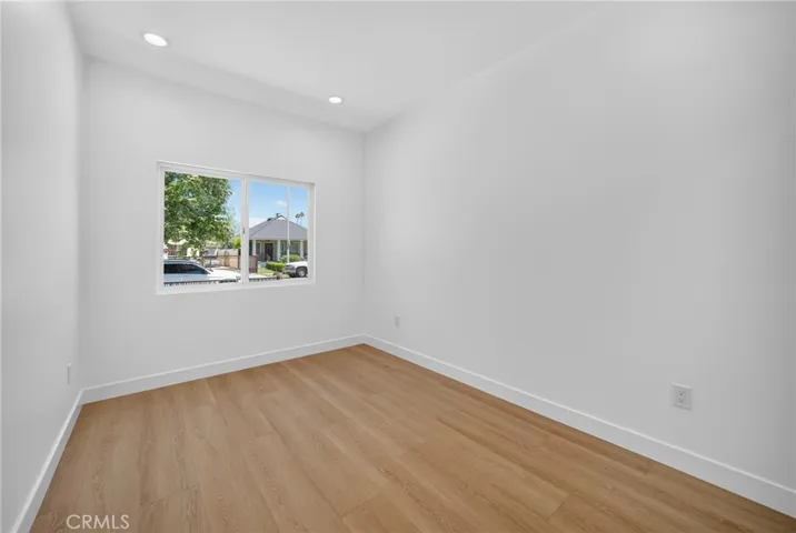 2937 10th, Los Angeles, California 90018
