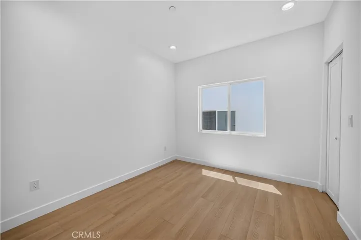 2937 10th, Los Angeles, California 90018