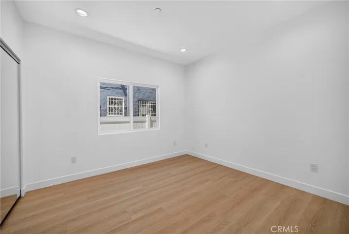 2937 10th, Los Angeles, California 90018