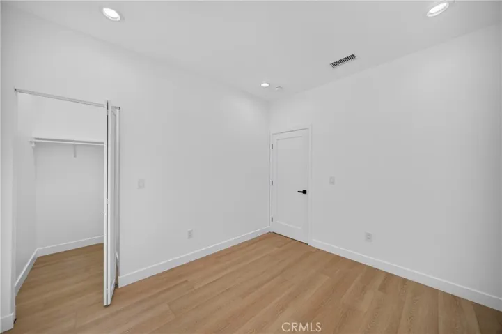 2937 10th, Los Angeles, California 90018