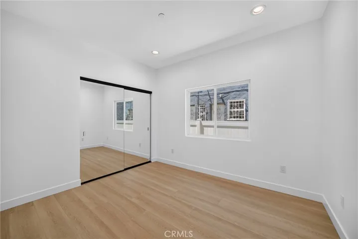 2937 10th, Los Angeles, California 90018