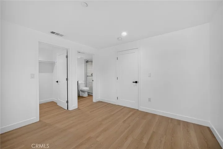2937 10th, Los Angeles, California 90018