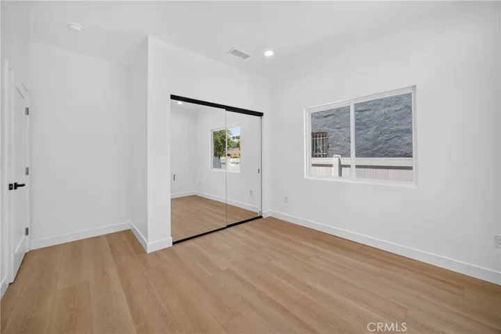 2937 10th, Los Angeles, California 90018