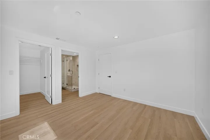 2937 10th, Los Angeles, California 90018