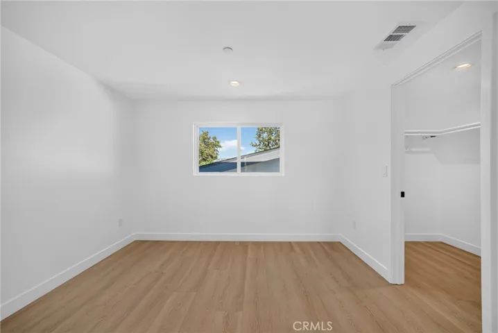 2937 10th, Los Angeles, California 90018