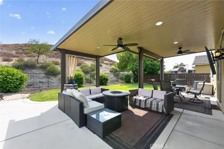 30865 Oak Knoll, Menifee, California 92584