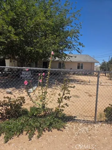 7648 Jenkins, Hesperia, California 92345