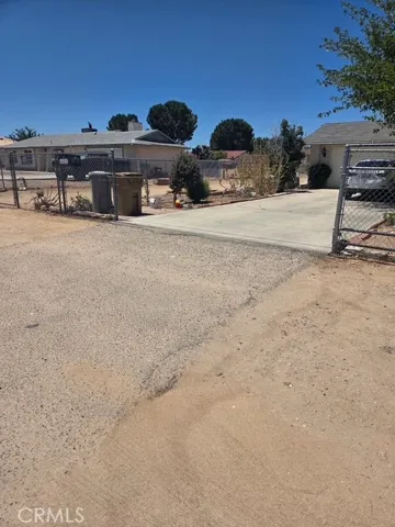 7648 Jenkins, Hesperia, California 92345