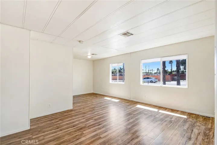 588 N Gilbert, Hemet, California 92543