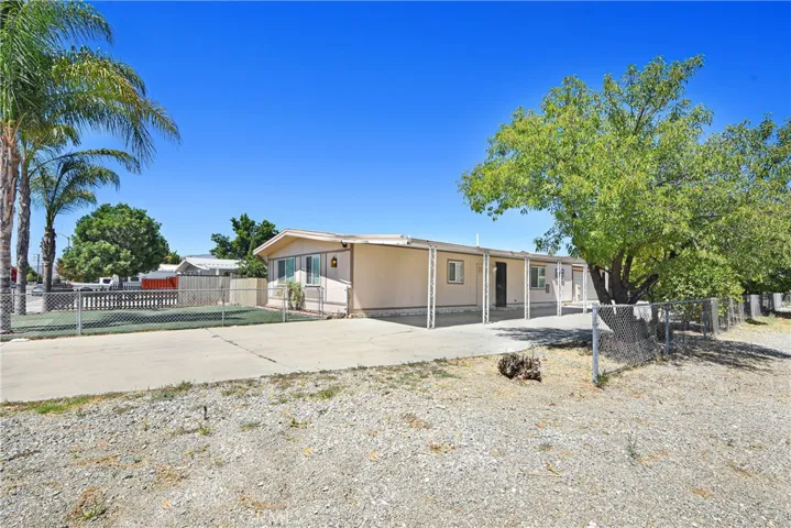 588 N Gilbert, Hemet, California 92543