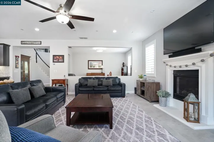 449 Avondale Ct, Brentwood, California 94513