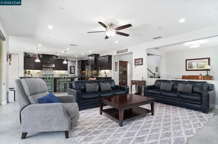 449 Avondale Ct, Brentwood, California 94513