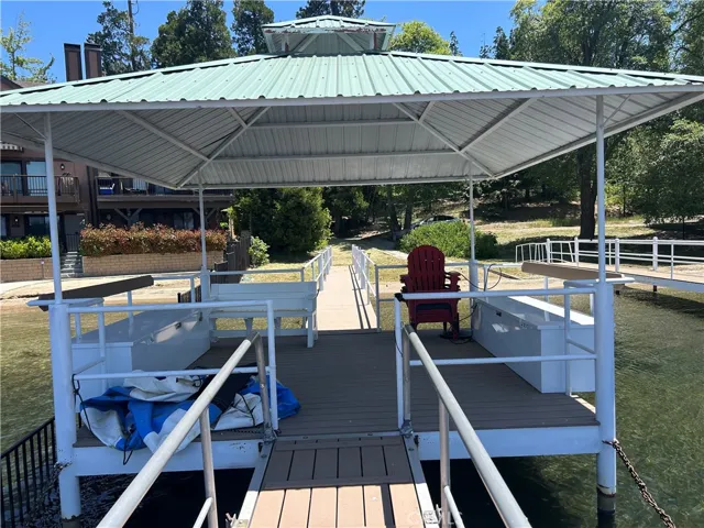 225 S225 Single Slip Dock, Lake Arrowhead, California 92352