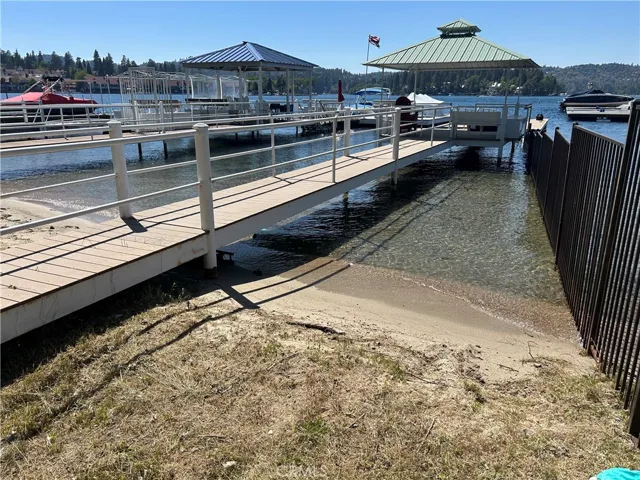 225 S225 Single Slip Dock, Lake Arrowhead, California 92352
